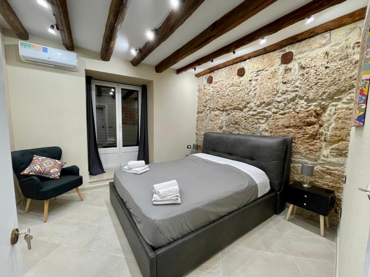 Tommy'S Rooms Палермо Экстерьер фото